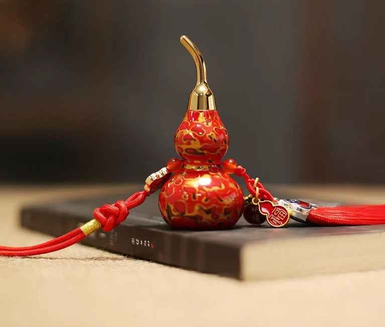 Hand-Painted Brass Gourd Pendant with Urushi Lacquer Art Premium Brass | Traditional Chinese Lacquer Craftsmanship